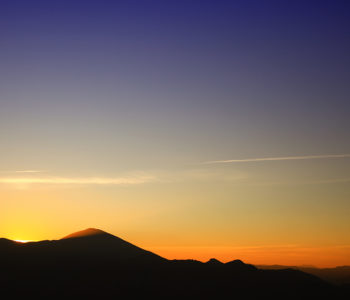 Qu’au sein des ténèbres brille la lumière